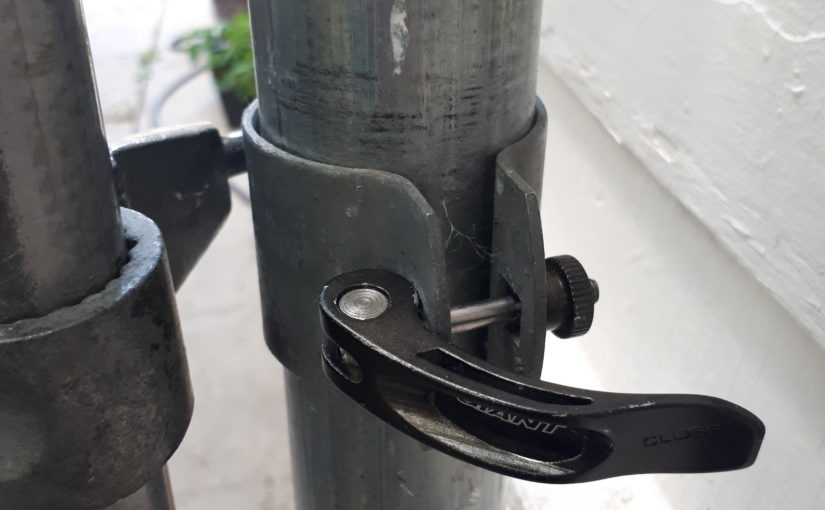 Adjustable gate latch